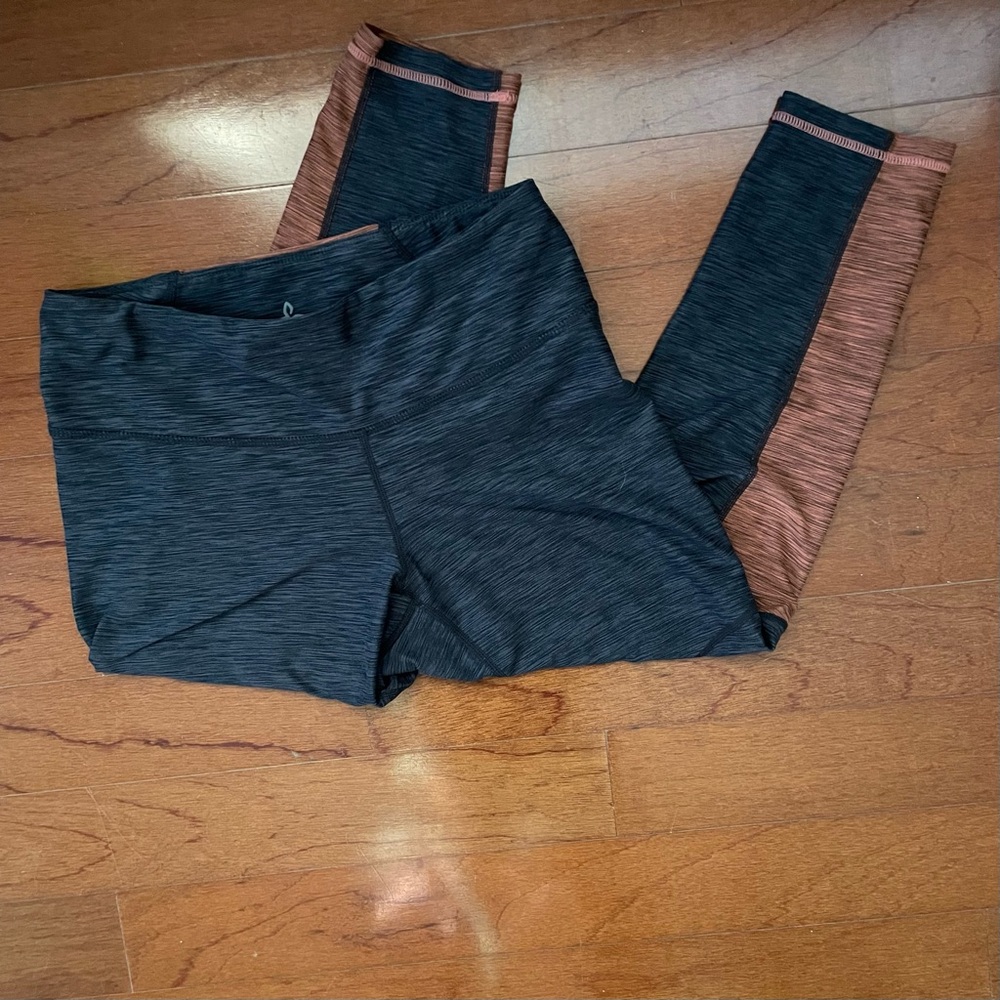prAna Leggings Womens Small  Cropped Pull On Gym Run Stretch Performance